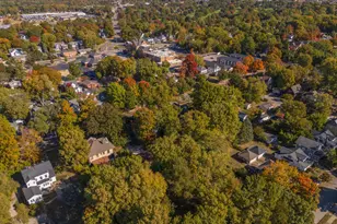 1111 E Grove Street E, Bloomington, IL 61701 - Photo 55