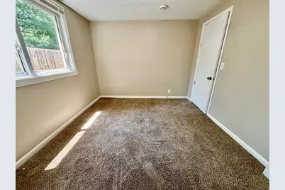 308 N Clifton Avenue, Elgin, IL 60123 - Photo 13