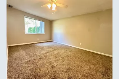 308 N Clifton Avenue, Elgin, IL 60123 - Photo 3