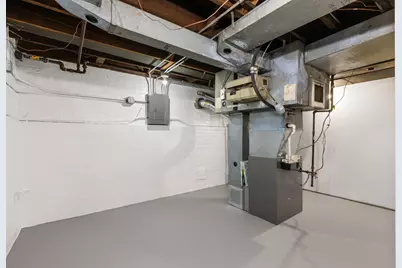 8464 Gross Point Road, Skokie, IL 60077 - Photo 27