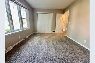 303 Ann Street, South Elgin, IL 60177 - Photo 13