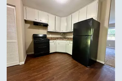 303 Ann Street, South Elgin, IL 60177 - Photo 5