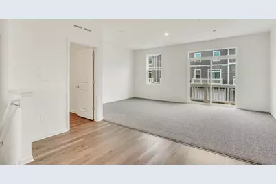 565 Yosemite Way, Mundelein, IL 60060 - Photo 9