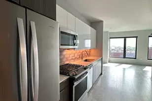 1025 W Addison St, Chicago, IL 60613 - Photo 25