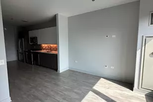 1025 W Addison St, Chicago, IL 60613 - Photo 7