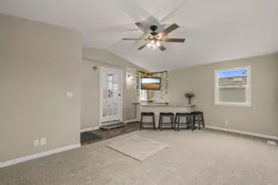 10724 Gateway Dr, Frankfort, IL 60423 - Photo 7