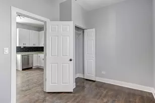 2935 N Lawndale Ave, Chicago, IL 60618 - Photo 9