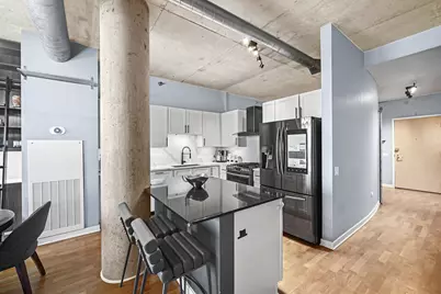 720 N Larrabee Street #1611, Chicago, IL 60654 - Photo 7