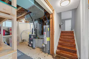 211 Edgebrook Dr, Champaign, IL 61820 - Photo 21