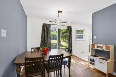 211 Edgebrook Drive, Champaign, IL 61820 - Photo 7