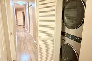 649 W Division St, Chicago, IL 60610 - Photo 13