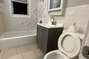 7421 S Eberhart Ave, Chicago, IL 60619 - Photo 21