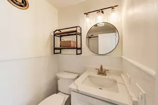 940 W Glenlake Ave, Chicago, IL 60660 - Photo 25