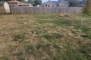 1005 Hermes Heights Dr, Rock Falls, IL 61071 - Photo 3