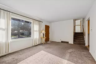 8518 Coral Rd, Wonder Lake, IL 60097 - Photo 5