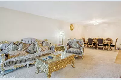 600 Naples Court #107, Glenview, IL 60025 - Photo 3