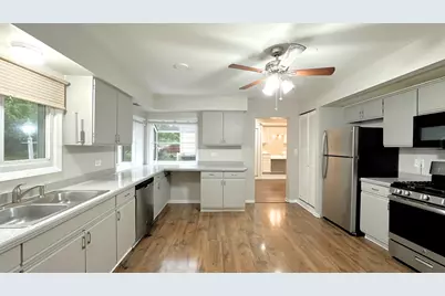 18210 Perth Avenue, Homewood, IL 60430 - Photo 3