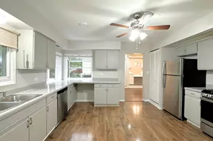 18210 Perth Ave, Homewood, IL 60430 - Photo 3