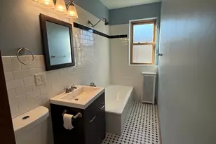 10905 S Longwood Dr, Chicago, IL 60643 - Photo 7