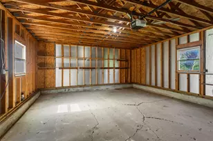 1205 Broadmoor Dr, Champaign, IL 61821 - Photo 39