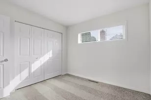 8554 W Bruce Dr, Niles, IL 60714 - Photo 17