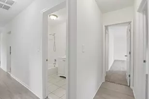 8554 W Bruce Dr, Niles, IL 60714 - Photo 27