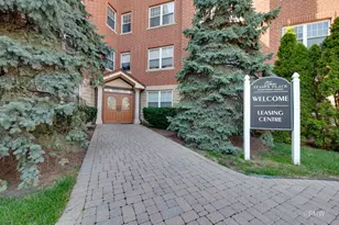 2 Itasca Place, Itasca, IL 60143 - Photo 1