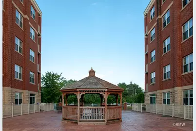 2 Itasca Place #420, Itasca, IL 60143 - Photo 1