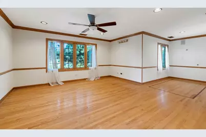 28 Cambridge Drive, Oak Brook, IL 60523 - Photo 13