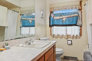 23520 N Old McHenry Rd, Lake Zurich, IL 60047 - Photo 11