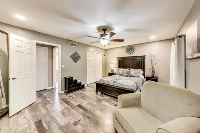 32362 N Pine Avenue, Grayslake, IL 60030 - Photo 13