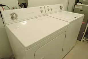 8255 Skokie Blvd, Skokie, IL 60077 - Photo 11