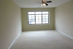 8255 Skokie Blvd, Skokie, IL 60077 - Photo 5