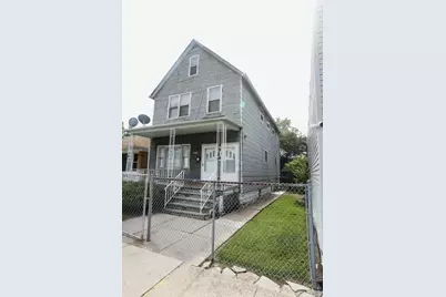 12402 S Green Street, Calumet Park, IL 60827 - Photo 3