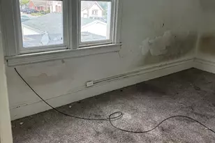 411 Leach Ave, Joliet, IL 60432 - Photo 7