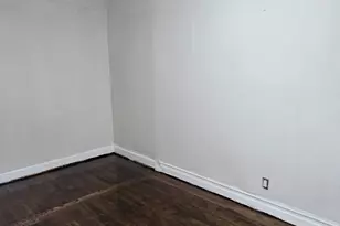 5740 S Elizabeth St, Chicago, IL 60636 - Photo 9