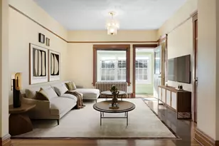 706 S Oak Park Ave, Oak Park, IL 60304 - Photo 3