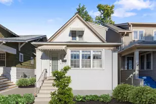 706 S Oak Park Ave, Oak Park, IL 60304 - Photo 1