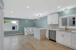 11353 S Stewart Ave, Chicago, IL 60628 - Photo 9