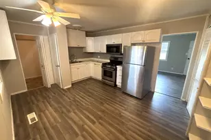 826 S Main St, Lombard, IL 60148 - Photo 3