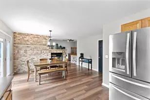 1582 Mid Ct Dr, Bourbonnais, IL 60914 - Photo 5