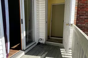 4301 W Shamrock Ln, McHenry, IL 60050 - Photo 9