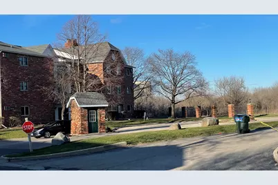 4301 W Shamrock Lane #2D, McHenry, IL 60050 - Photo 11