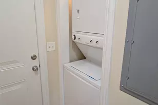 4014 N Central Park Ave, Chicago, IL 60618 - Photo 11