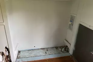 14717 E Riverside Dr, South Holland, IL 60473 - Photo 9