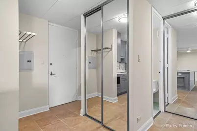 16 E Old Willow Road #417S, Prospect Heights, IL 60070 - Photo 13