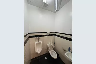 391 E Kensington Avenue, Chicago, IL 60628 - Photo 7