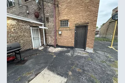 391 E Kensington Avenue, Chicago, IL 60628 - Photo 21