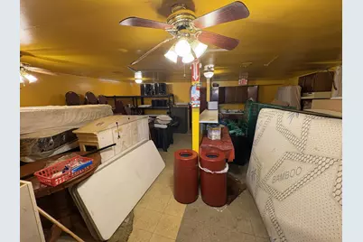 391 E Kensington Avenue, Chicago, IL 60628 - Photo 9