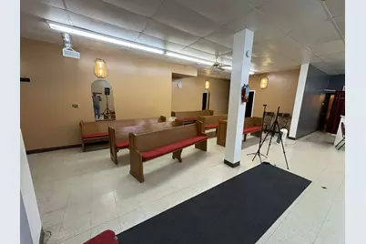 391 E Kensington Avenue, Chicago, IL 60628 - Photo 5